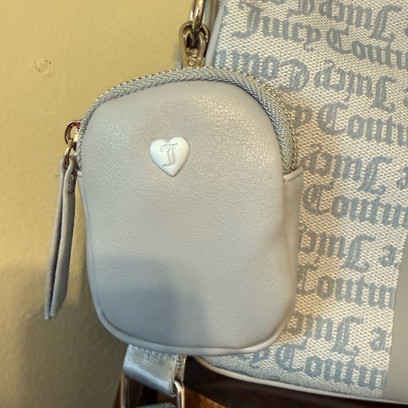 Juicy Couture Silver/Blue and Gray Crossbody Bag - Picture 6 of 16
